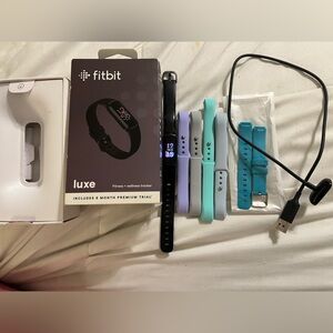 FITBIT LUXE WITH EXTRAS